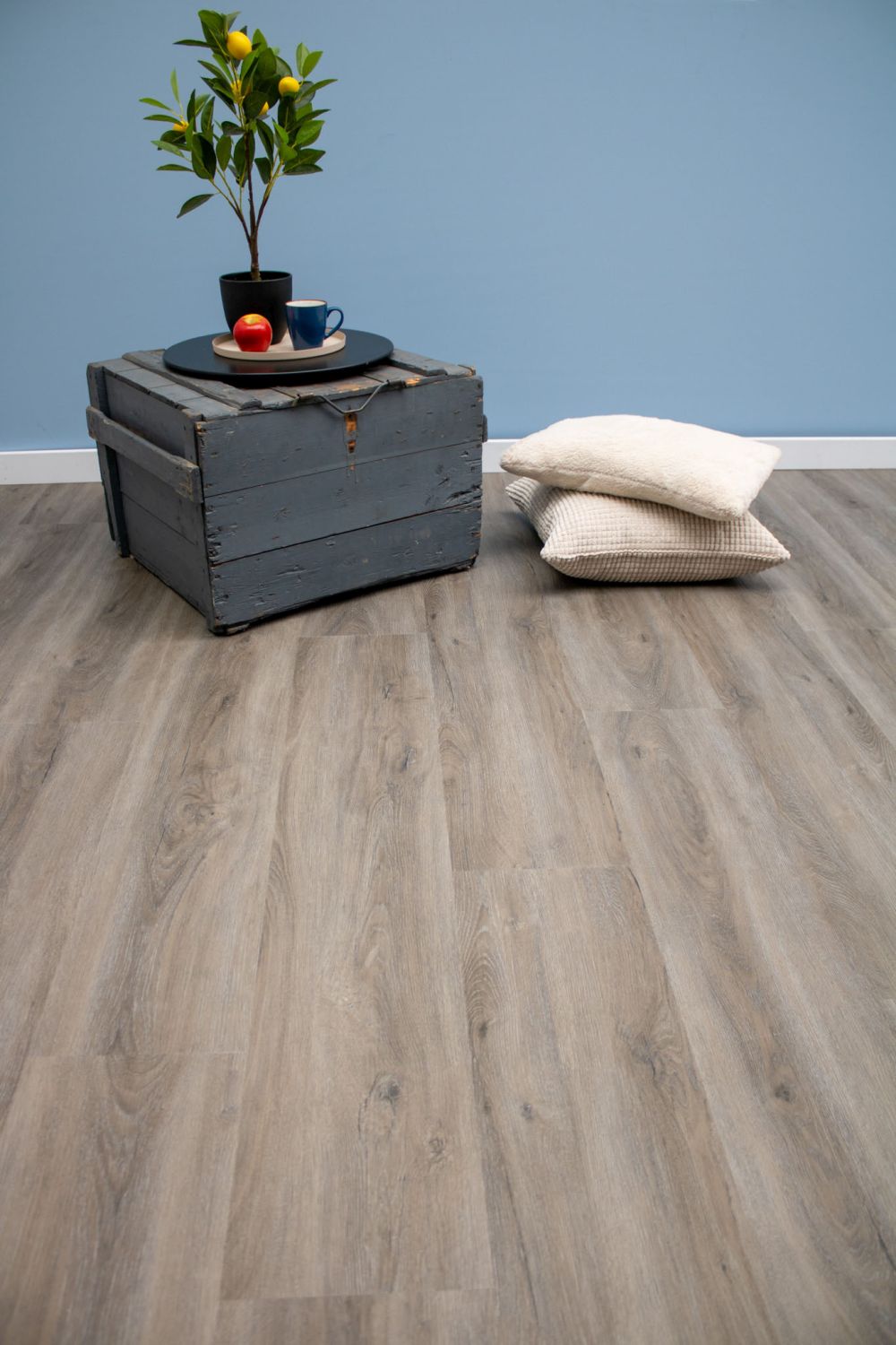 XL-Floors Living Collection Ibiza - Duurzame, waterdichte PVC click vloer verkrijgbaar bij XL Woonwinkel, ideaal voor keuken en meer, met slijtvaste laag en brandveiligheidsclassificatie.
