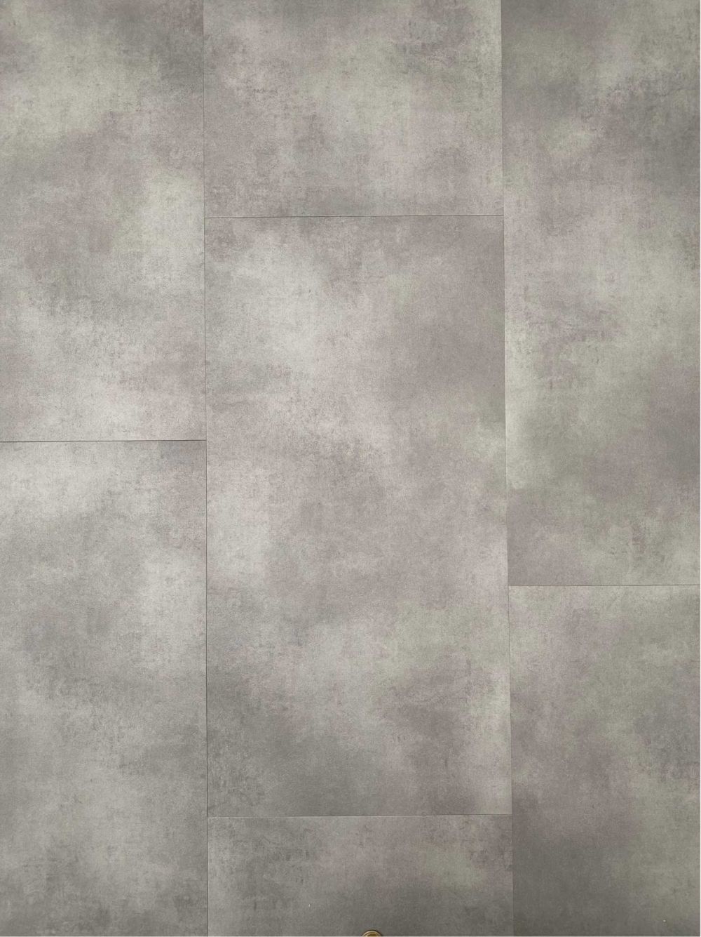 Kiezel Tile Collection PVC Vloer met stijlvolle uitstraling, duurzaam en eenvoudig te installeren, verkrijgbaar bij XL Woonwinkel.