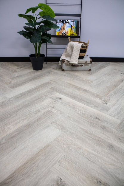 Luxury Herringbone Dryback Maas PVC