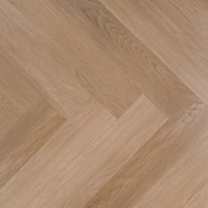 Otium Laguna Herringbone – Stijlvolle visgraat SPC vloer verkrijgbaar bij XL Woonwinkel, 100% waterbestendig, geschikt voor vloerverwarming en voorzien van een geïntegreerde ondervloer.