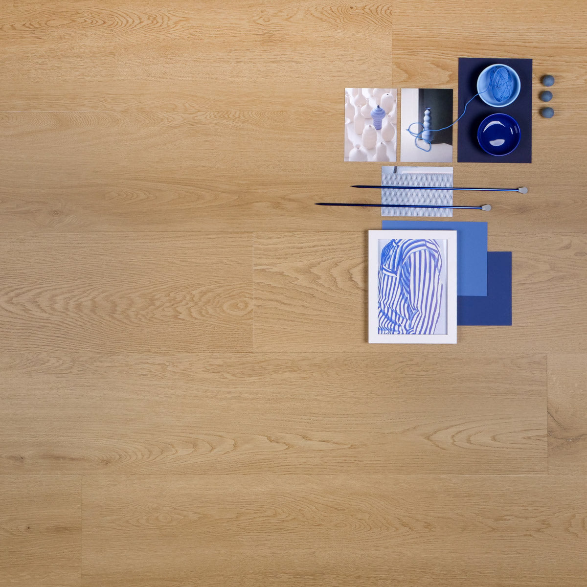 De Otium at Home OTIUM NXT collectie staat voor de nieuwste generatie PVC vloeren. Dankzij de ultra matte afwerking, natuurgetrouwe hout- en steenstructuren en sterke slijtlaag combineren deze vloeren een luxe uitstraling met optimaal gebruiksgemak. Verkrijgbaar in plank, visgraat en tegel, in zowel Dryback als Rigid uitvoering, en volledig geschikt voor vloerverwarming en intensief dagelijks gebruik.