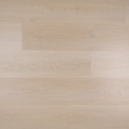 De Otium at Home OTIUM NXT collectie staat voor de nieuwste generatie PVC vloeren. Dankzij de ultra matte afwerking, natuurgetrouwe hout- en steenstructuren en sterke slijtlaag combineren deze vloeren een luxe uitstraling met optimaal gebruiksgemak. Verkrijgbaar in plank, visgraat en tegel, in zowel Dryback als Rigid uitvoering, en volledig geschikt voor vloerverwarming en intensief dagelijks gebruik.