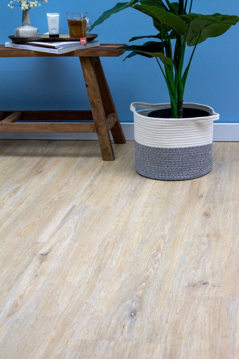 XL-Floors Living Collection Corfu - Duurzame, waterdichte PVC vloer verkrijgbaar bij XL Woonwinkel, ideaal voor keuken en meer, met slijtvaste laag en brandveiligheidsclassificatie.