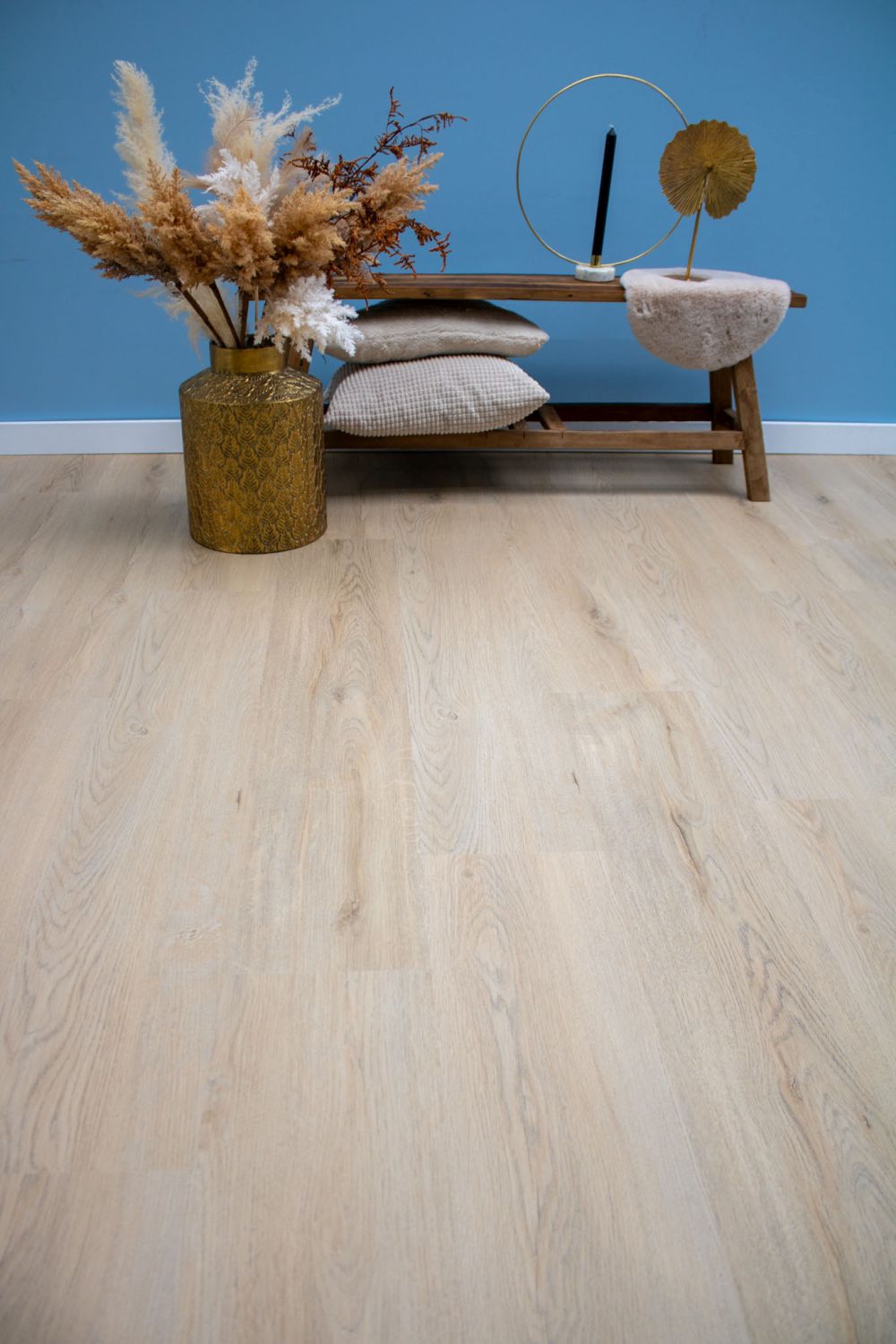 XL-Floors Living Collection Java - Duurzame, waterdichte PVC click vloer verkrijgbaar bij XL Woonwinkel, ideaal voor elke ruimte, met slijtvaste laag en brandveiligheidsclassificatie.